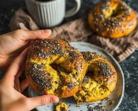 Protein bagels with poppy seeds, a healthy, protein-rich breakfast option.